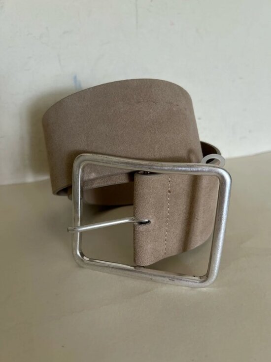 Free People NWOT Suede Leather Light Tan wide Silver Oversized Buckle Belt S/M